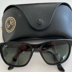 Rayban RB4181F 901 sunglasses